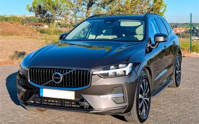 Volvo XC 60 2.0 B4 Plus Bright