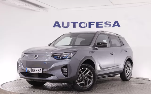 Ssangyong Korando ELECTRICO MOTION LIMITED AUTO 190CV 5P A ESTRENAR GARANTIA HASTA 2030 # IVA DEDUCIBLE, TECHO ELECTRICO
