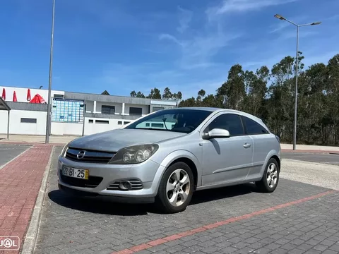 Opel Astra GTC 1.3 CDTi