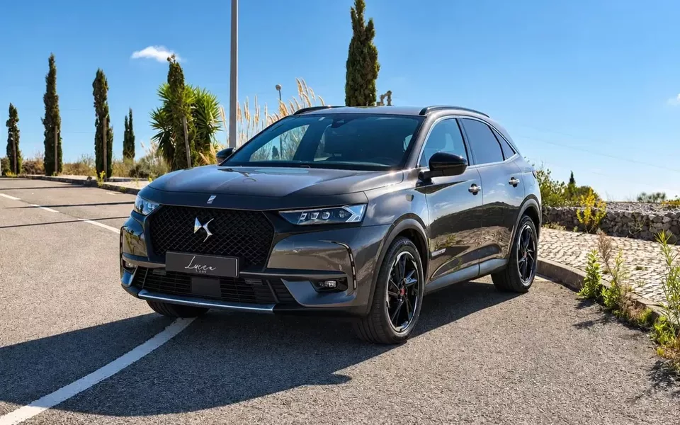 DS DS7 Crossback E-Tense Performance Line EAT8