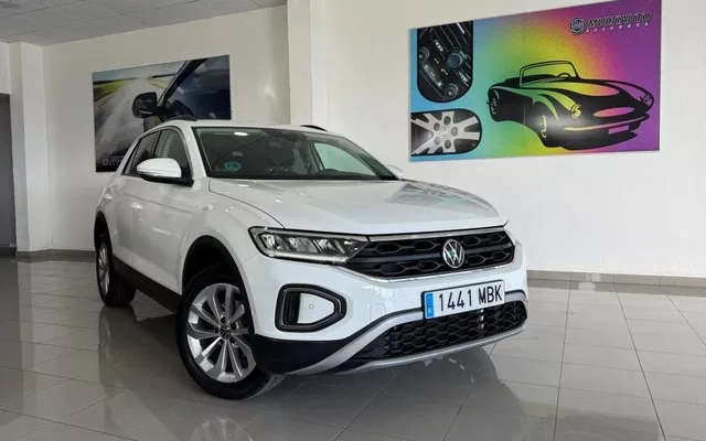 VOLKSWAGEN T-Roc T-Roc 1.5 TSI Life DSG7 110KW - 25900€ en Balaguer