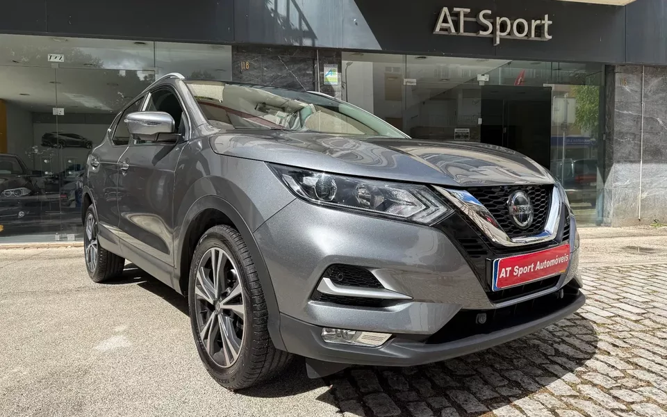 Nissan Qashqai 1.5 dCi N-Connecta J18+Led
