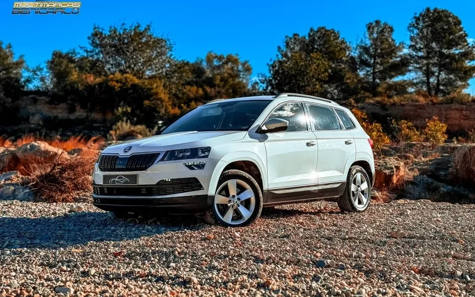 SKODA Karoq Karoq 2.0TDI AdBlue Ambition 4x4 DSG 110kW - 18900€ en Benicarlo