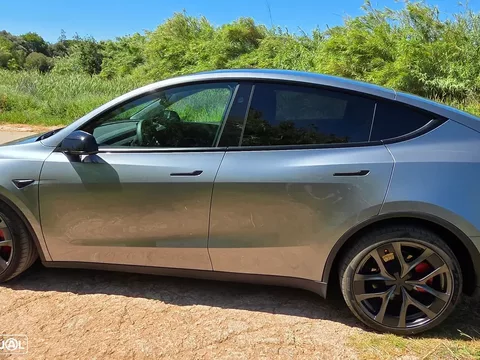 Tesla Model Y Performance Tração Integral