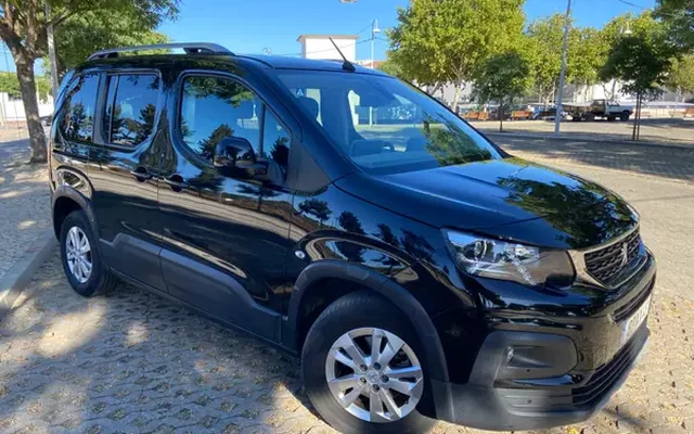 Peugeot Rifter 2019 1.5 BlueHDi Allure EAT8