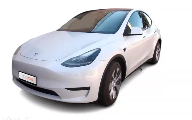 Tesla Model Y Standard RWD