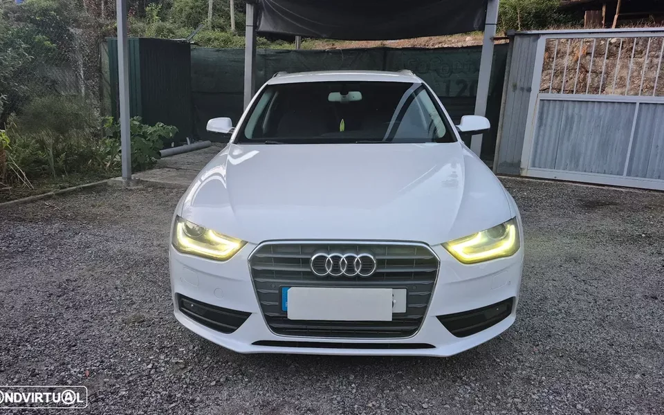 Audi A4 Avant 2.0 TDI DPF multitronic S line Sport Pack