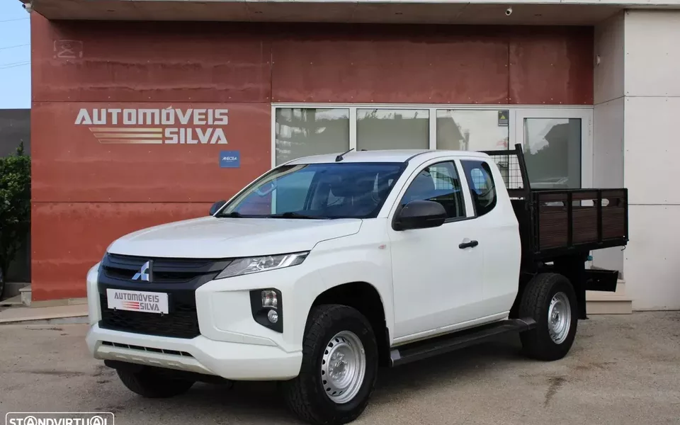 Mitsubishi L200 2.3 DI-D Space Cab Invite 4WD