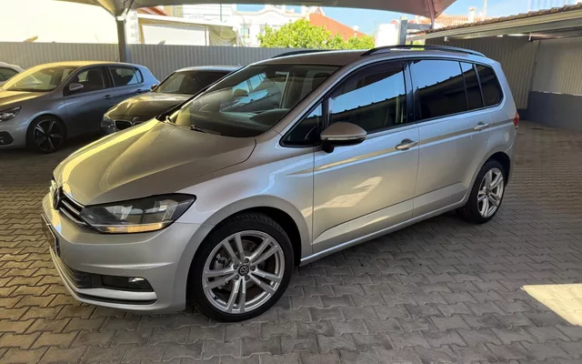 VW Touran 1.6 TDI SCR (BlueMotion ) DSG Comfortline