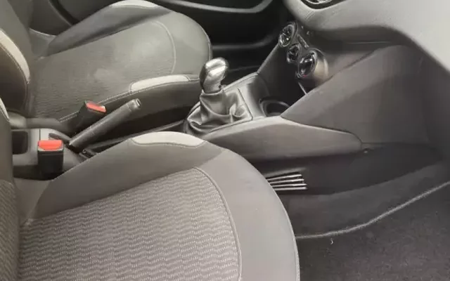 Peugeot 208 2016 PureTech 82 Style