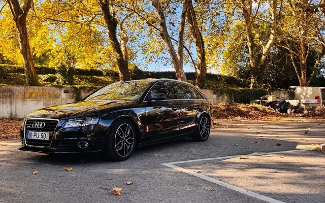 Audi A4 Avant 2.0 TDI DPF S line Sport Pack