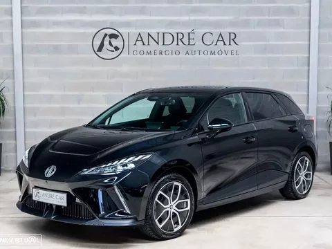 MG MG4 4 Luxury 64 kWh
