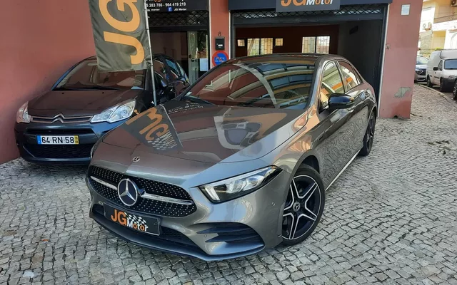 Mercedes-Benz A 250 Limousine e 8G-DCT AMG Line