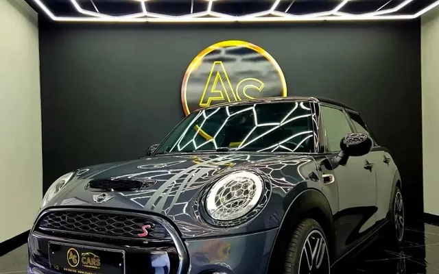 MINI 5 Portas Cooper S Aut.