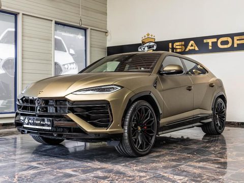 Lamborghini URUS 2025