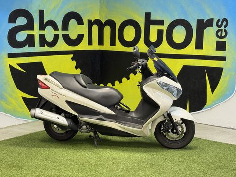 Suzuki BURGMAN 125 executive 2012