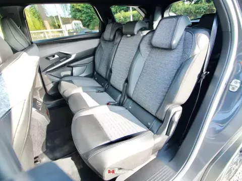 Peugeot 5008 2025 1.2 Hybrid Allure e-DCS6