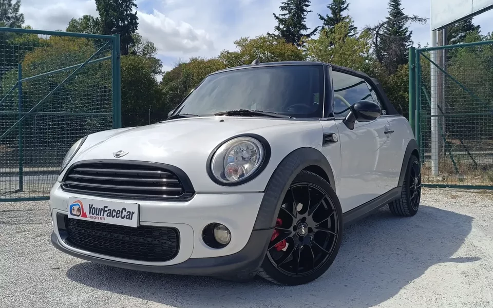 MINI Cabrio Cooper D