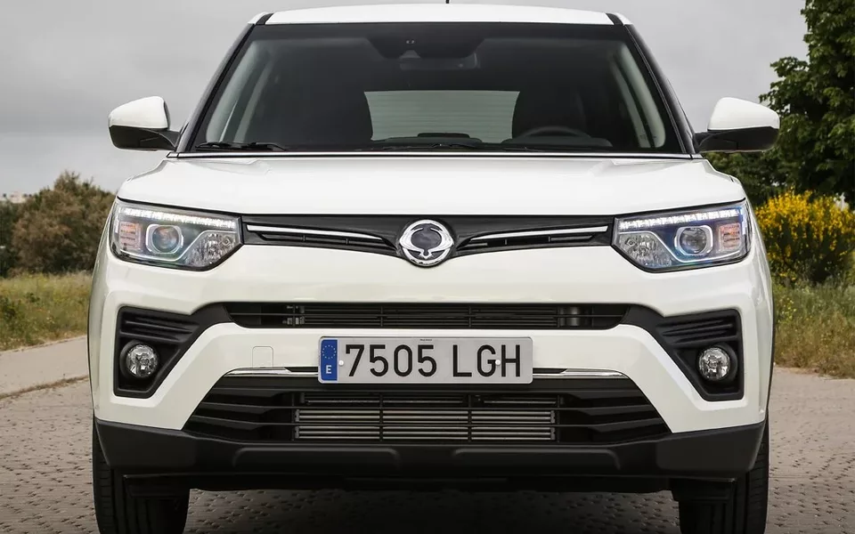 KGM / SSANGYONG Tivoli Tivoli D16T Premium 4x2