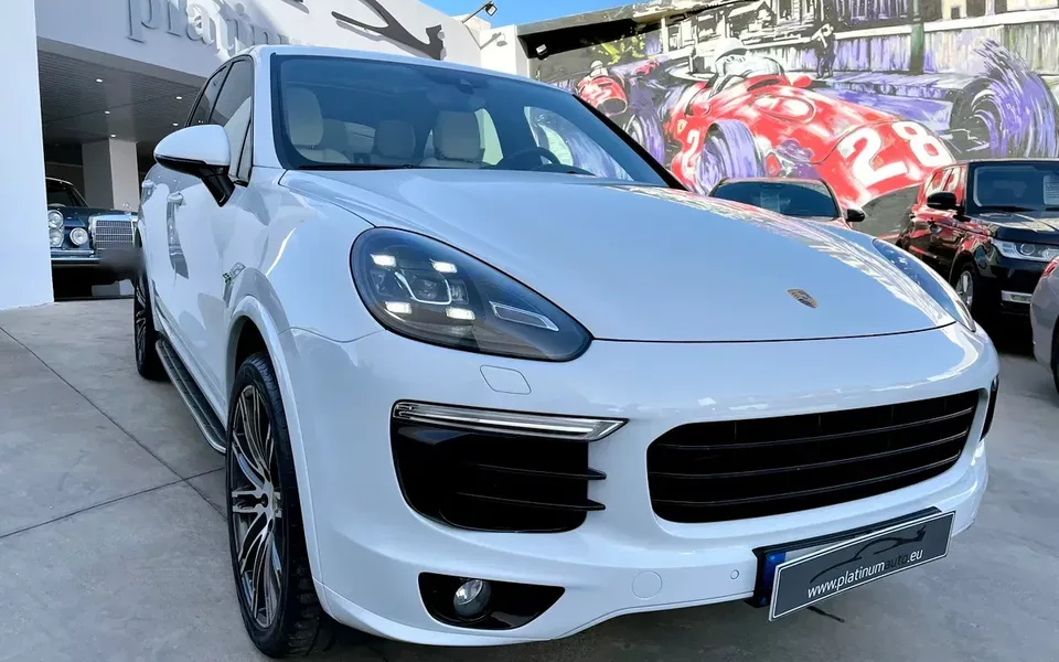 Porsche Cayenne S E-Hybrid