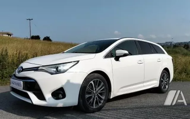 TOYOTA Avensis Avensis TS 150D Advance