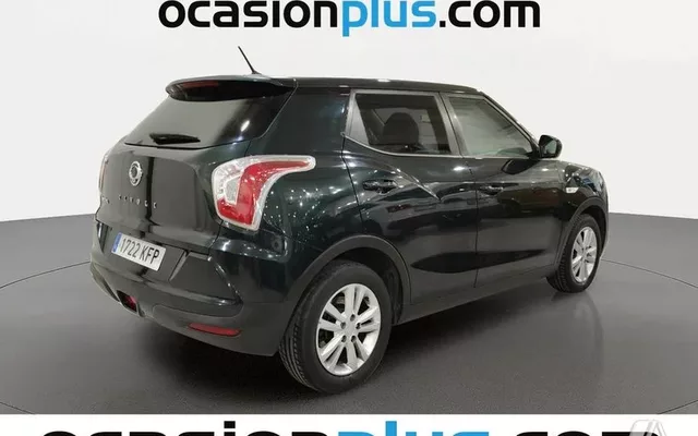 KGM / SSANGYONG Tivoli Tivoli D16T Premium 4x2
