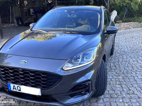 Ford Kuga 2.5 PHEV ST-Line