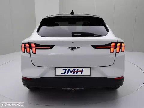 Ford Mustang Mach-E Standard