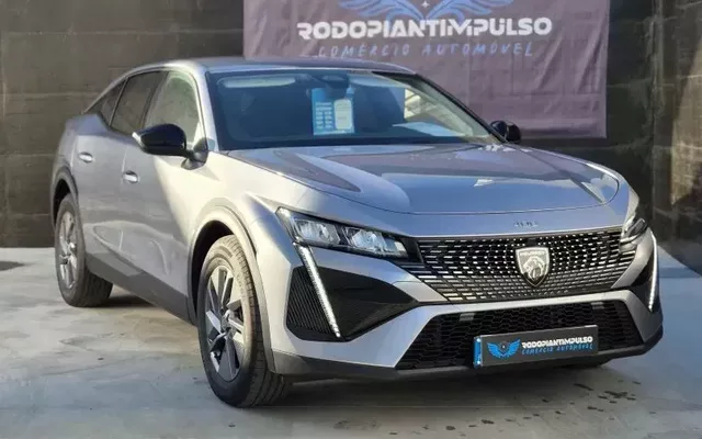 Peugeot 408 1.2 Hybrid Allure e-DCS6