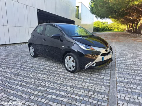 Toyota Aygo 1.0 X-Play+AC