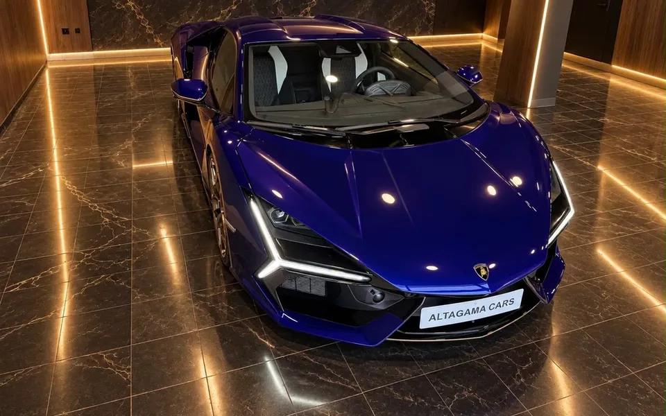 Lamborghini Revuelto 6.5 V12