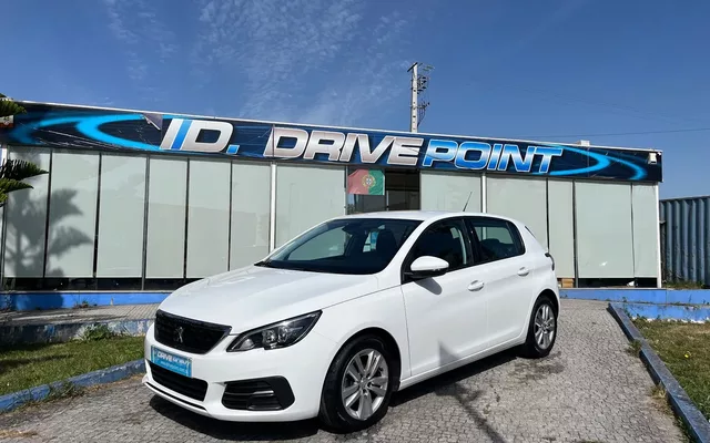 Peugeot 308 1.5 BlueHDi Business Line