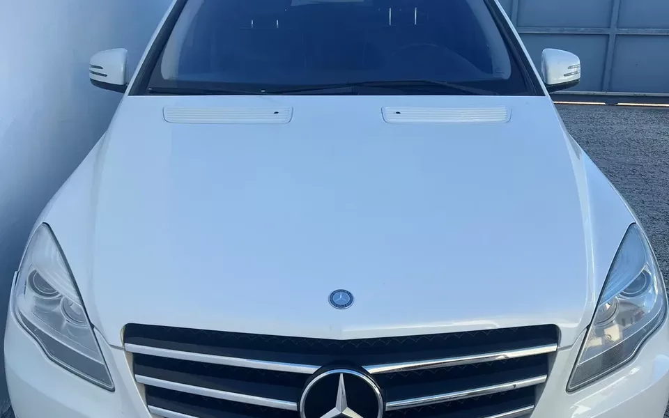 Mercedes-Benz R 300