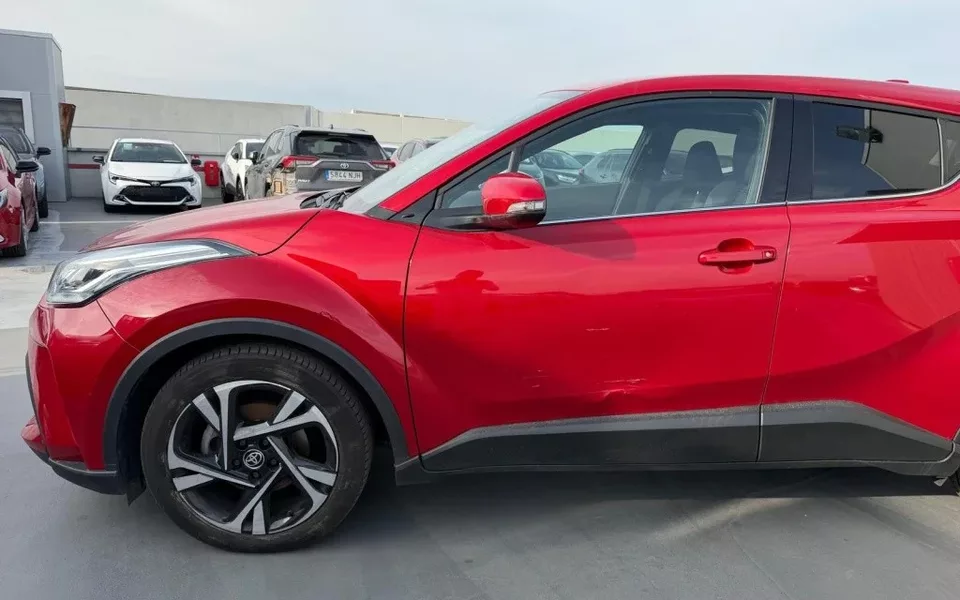 TOYOTA C-HR C-HR 125H Advance