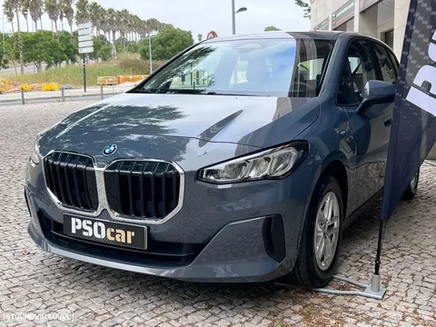 BMW 225