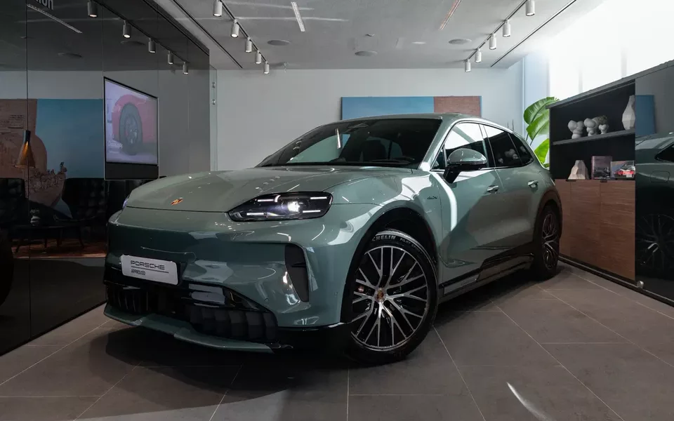 Porsche Cayenne Electric