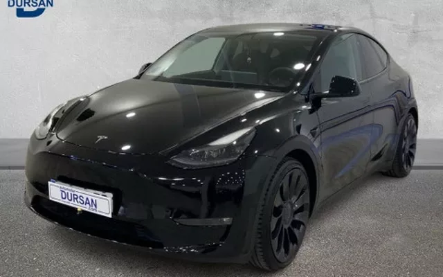 Tesla Model Y Performance 4WD