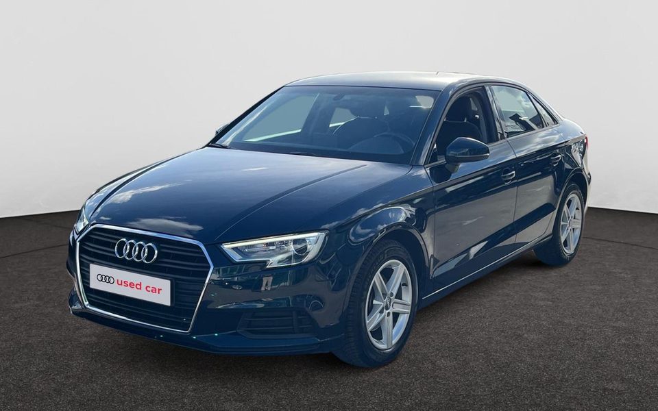 AUDI A3 Sedan XENON 116PK AIRCO GPS SENSOREN A BLUETOOTH