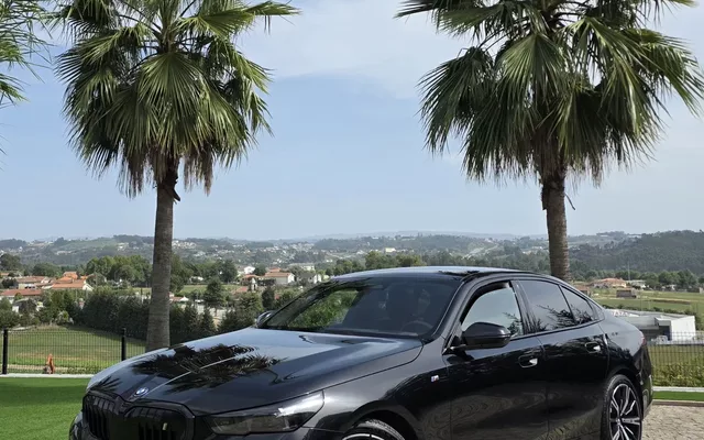 BMW i5 eDrive40 Pack Desportivo M Pro