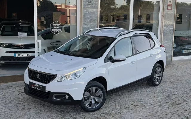 Peugeot 2008 1.2 PureTech Allure