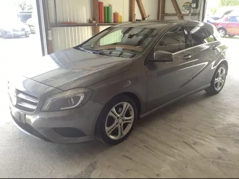 MERCEDES-BENZ Clase A Mercedes A 180 BlueEFFICIENCY Urban