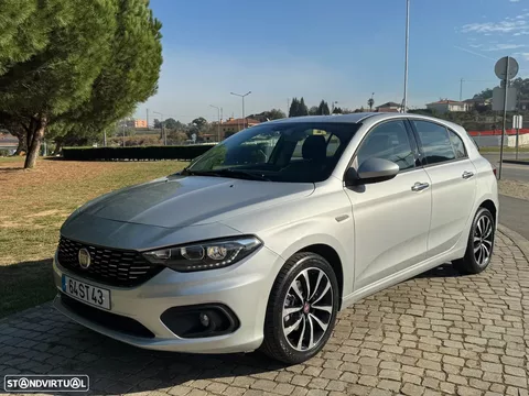Fiat Tipo 1.3 M-Jet Lounge