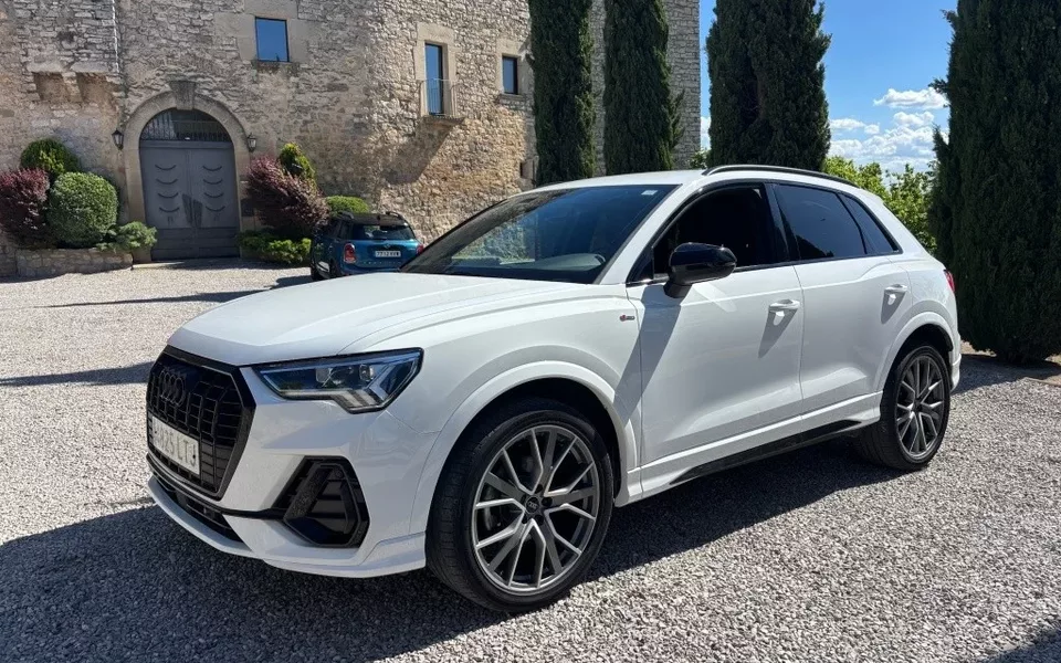 AUDI Q3 Q3 35 TDI Black line 110kW