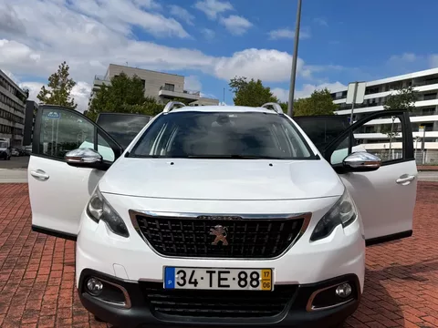 Peugeot 2008 1.6 BlueHDi Style
