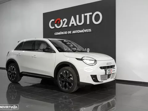 Fiat 600 1.2 Hybrid La Prima