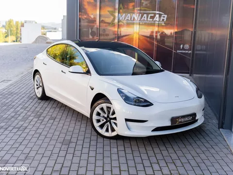 Tesla Model 3 Standard Range Plus RWD