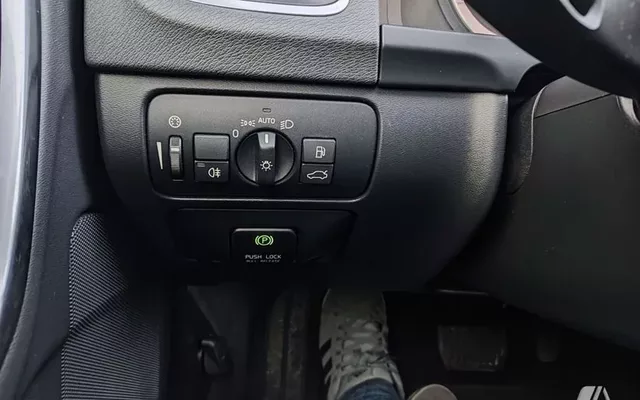 VOLVO V60 V60 1.6 DRIVe Momentum Aut.