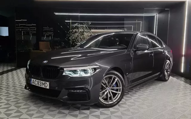 BMW 530 e Pack Desportivo M