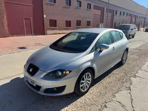 SEAT León León 1.6TDI CR Reference - 5000€ en Renedo de esgueva
