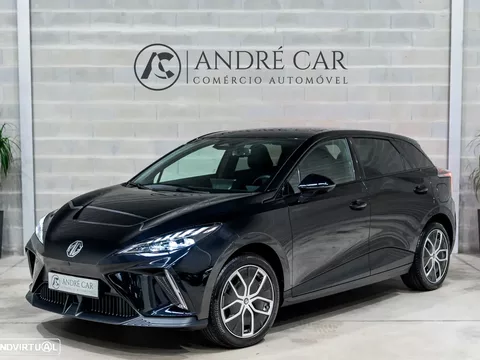 MG MG4 77 kWh Extended Range Luxury